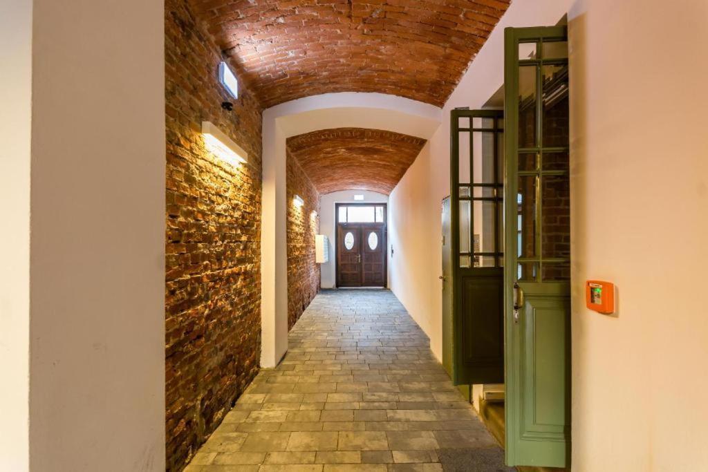 Relax Jacuzzi Apartment Krasków Εξωτερικό φωτογραφία